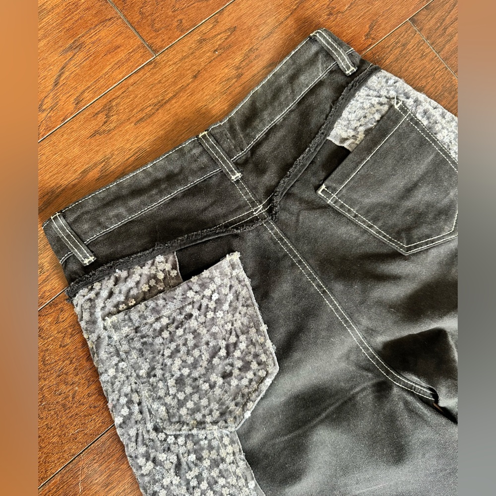 POL Black Wide Leg Jeans with Gray Patterned Side Panels - Picture 9 of 9